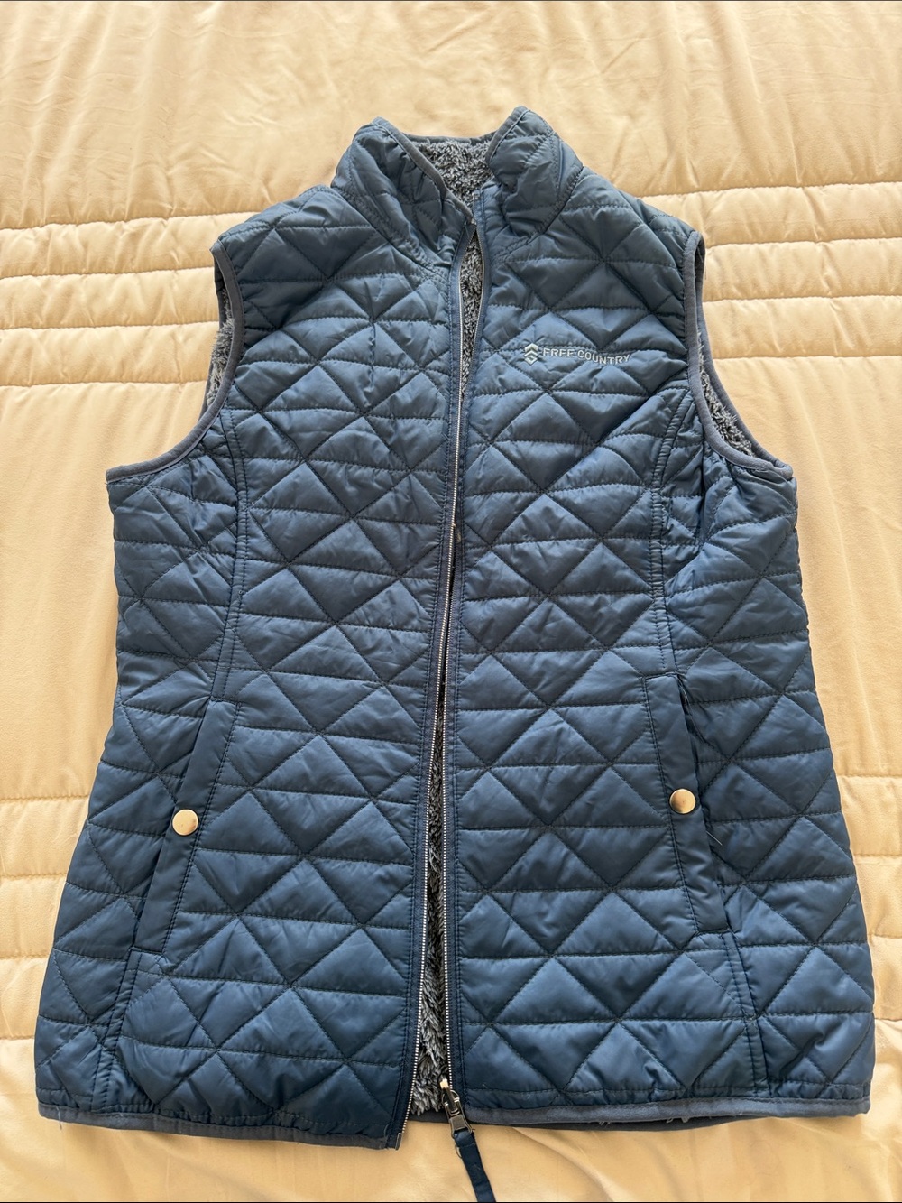Free Country Quilted Blue Women's Vest with Sherpa Trim